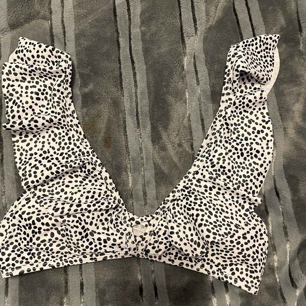 Swim top (barley worn)